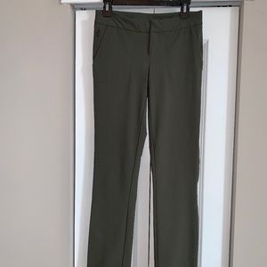 ATHLETA TREKKIE HIKER PANTS